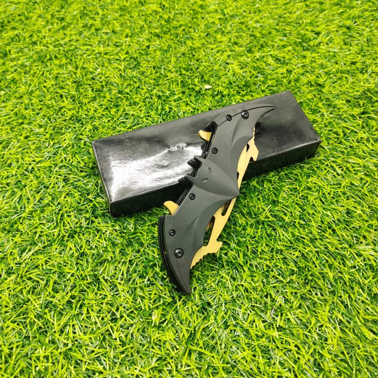 Batman Folding Dual Knife
