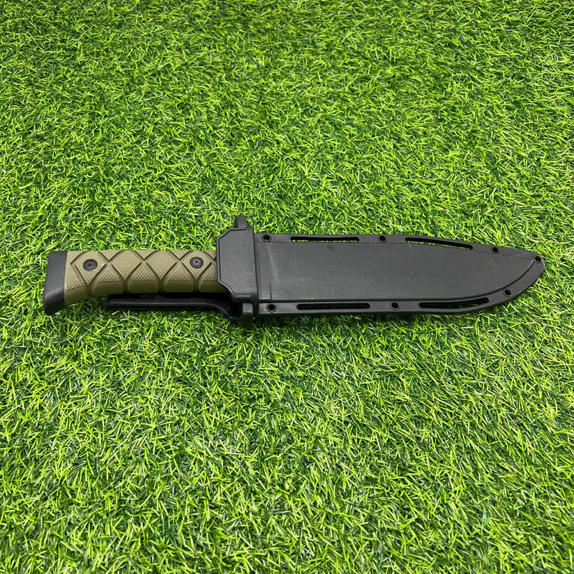 Hunting Knife with Plastic Cover